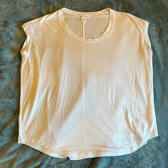 ATHLETA Tshirt - Picture 1 of 4